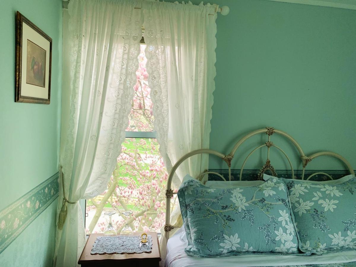 Strathaird Bed And Breakfast Niagara Falls Eksteriør billede